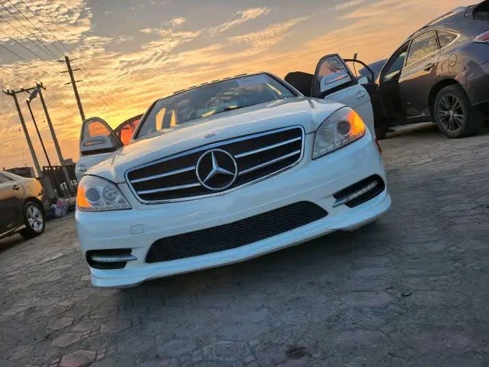 Mercedes Benz C350